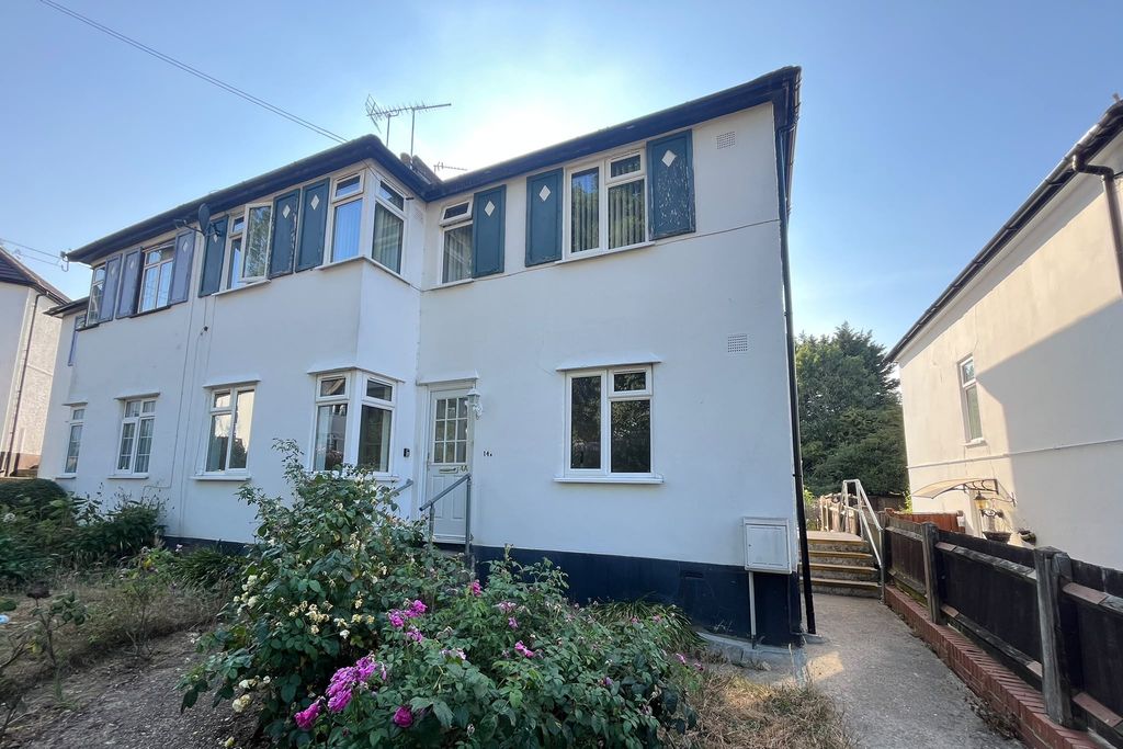 Property photo 2 of 2 14A Abbey Road, Selsdon, South Croydon Cr2 8Ng