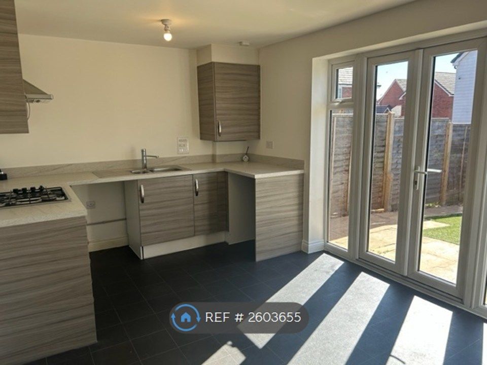 Property photo 3 of 10 Kitchen-Diner