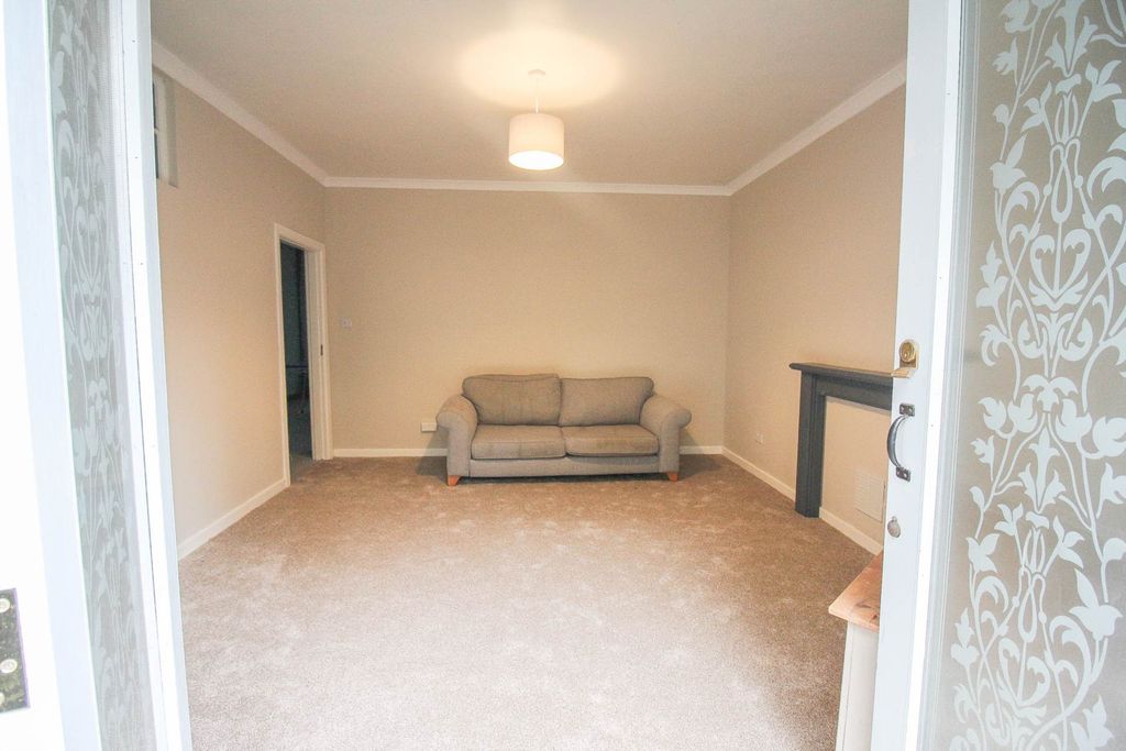 Additional image 4 of 2 bed flat for saleLower Church Road, Weston-Super-Mare BS23