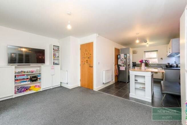 Property photo 3 of 10 Picture No. 02