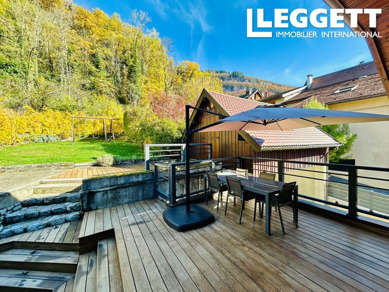 Property photo 3 of 10