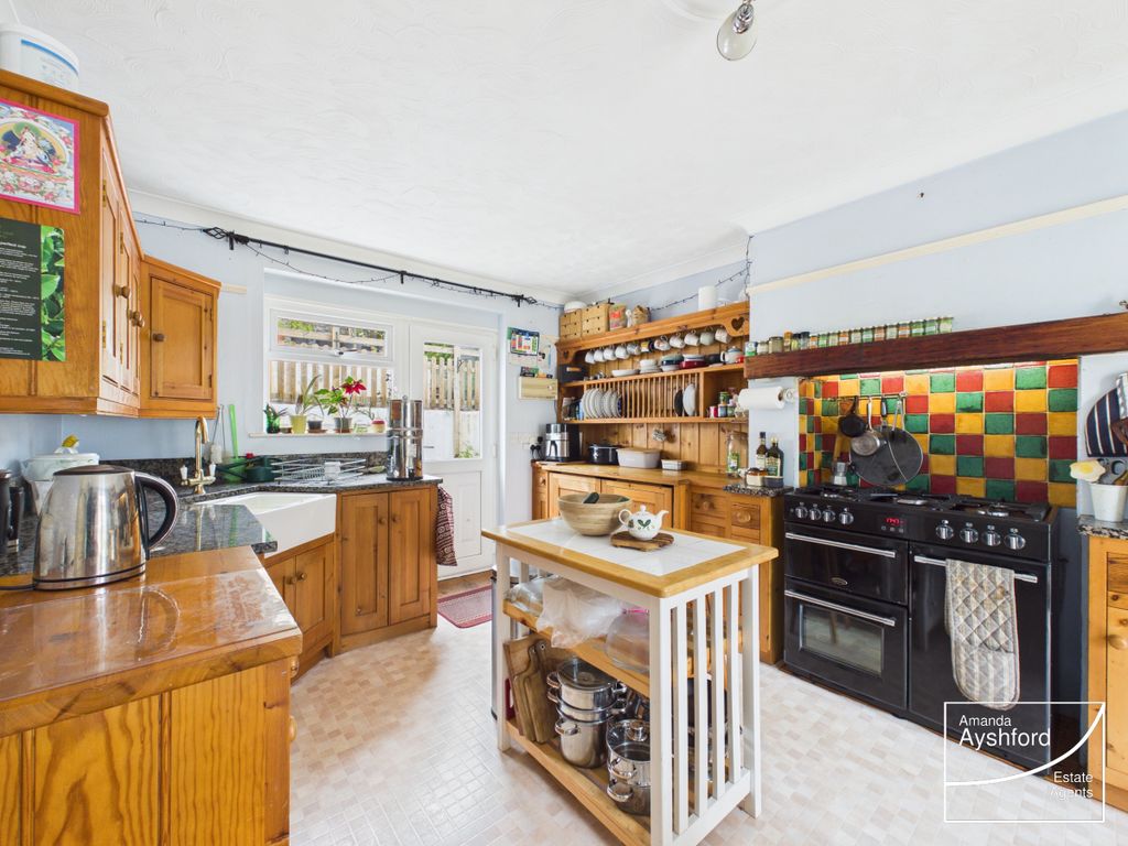 Property photo 3 of 39