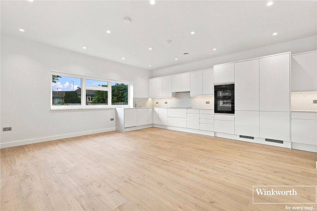 Property photo 1 of 13 Picture No. 17