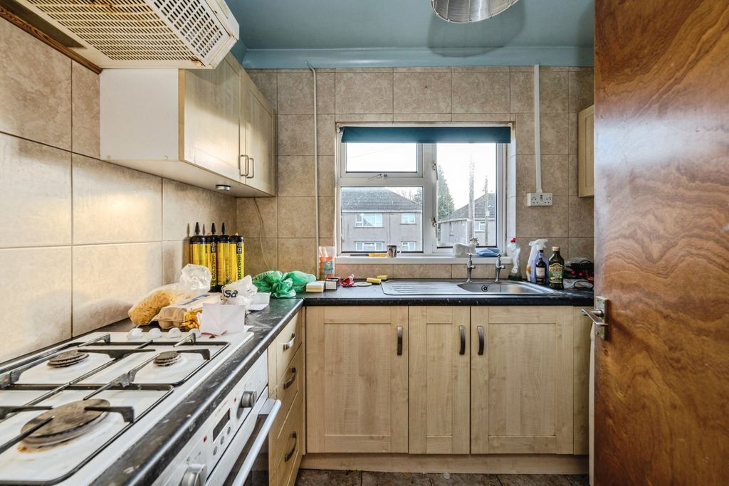 Property photo 3 of 20 Pbox-Img.Jpg