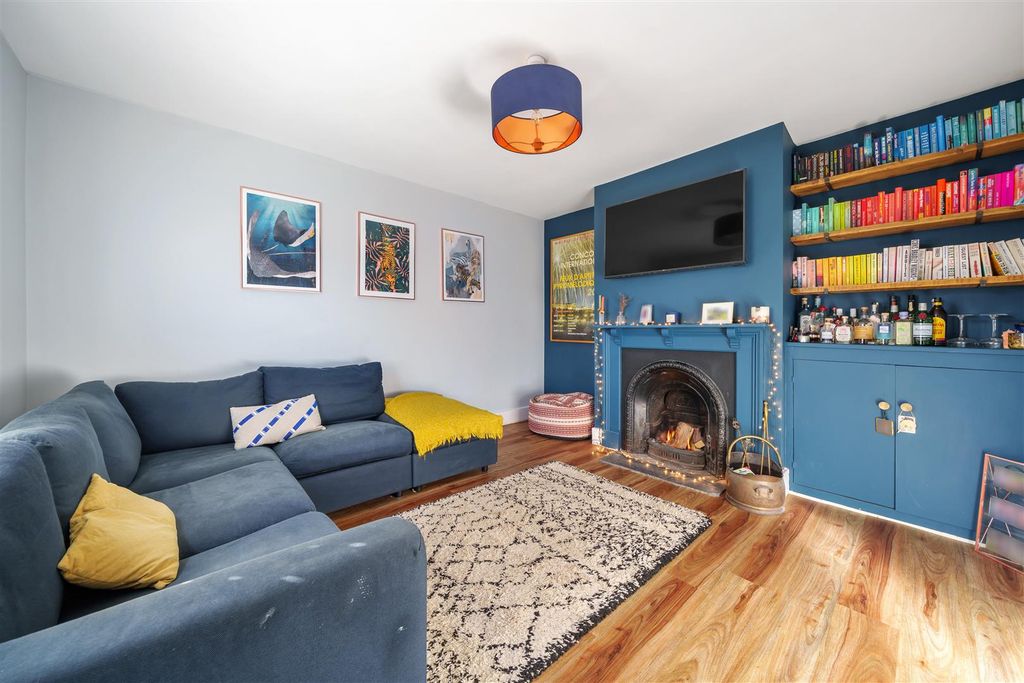 Property photo 2 of 24 954525 (2).Jpg