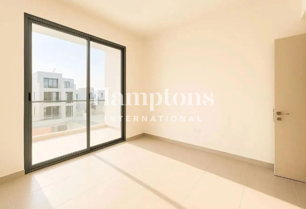 Property photo 3 of 16 Media 3