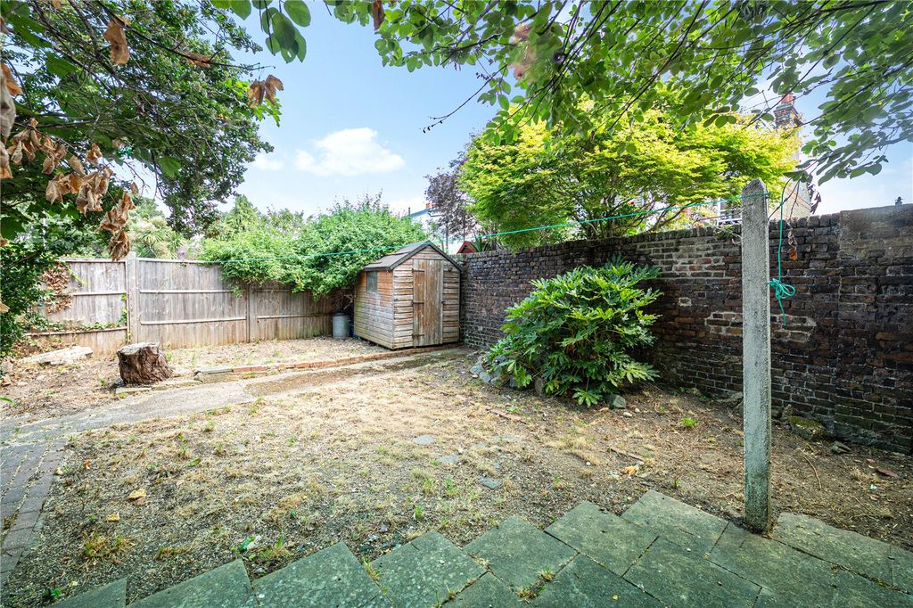 Property photo 3 of 15 Picture No. 12