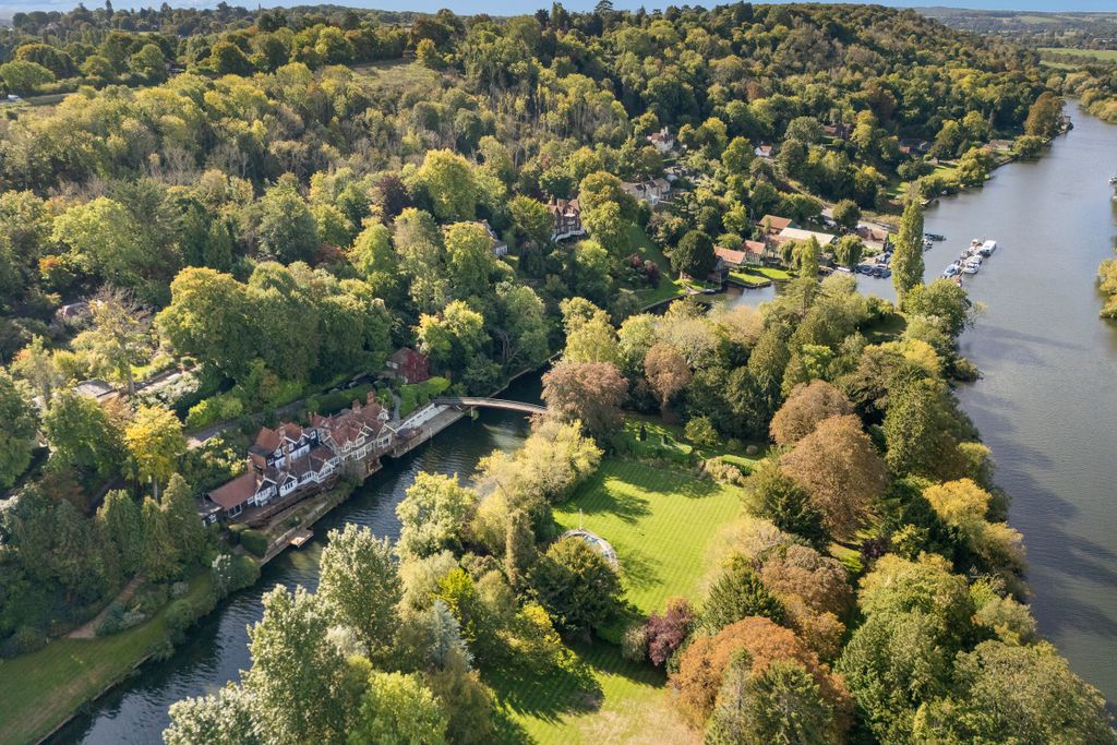 Additional image 5 of 6 bed property for saleGibraltar Lane Cookham, Maidenhead, Maidenhead SL6