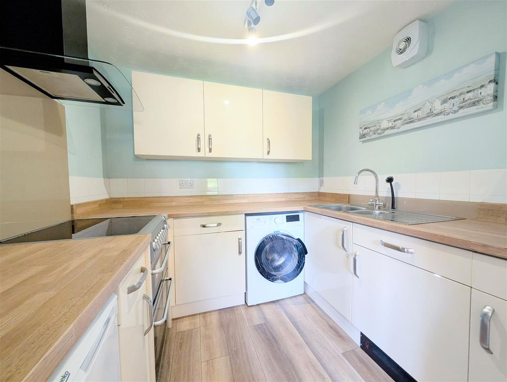Property photo 2 of 9 2.Jpg