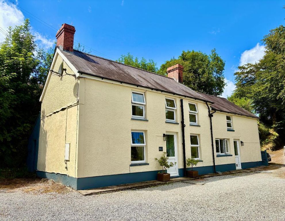 Property photo 1 of 39
