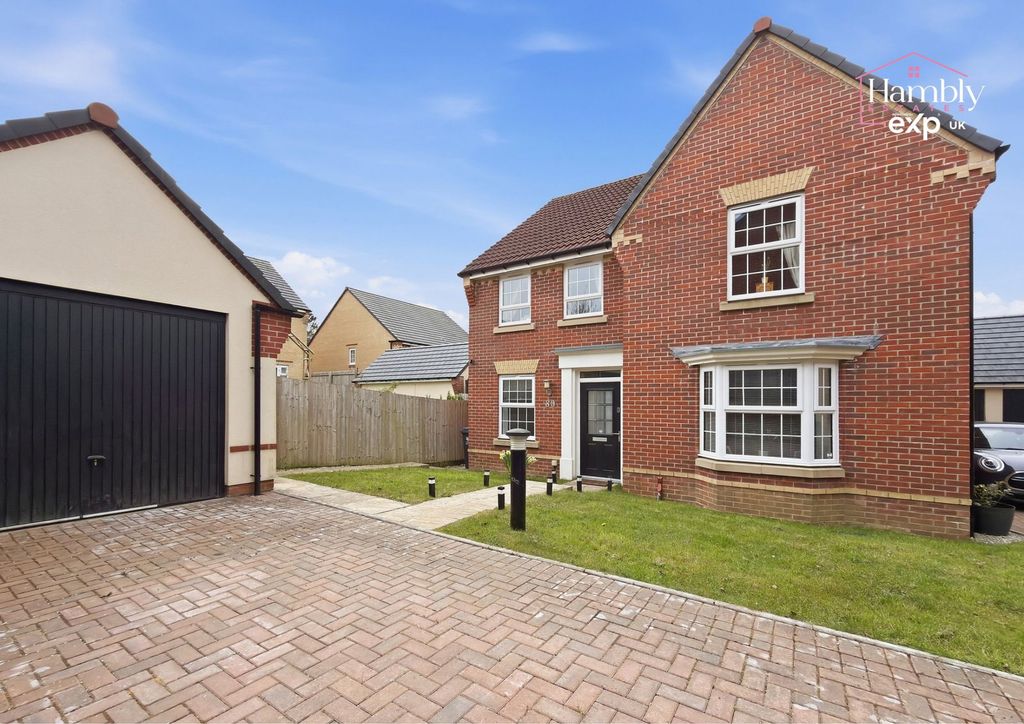 Property photo 2 of 24