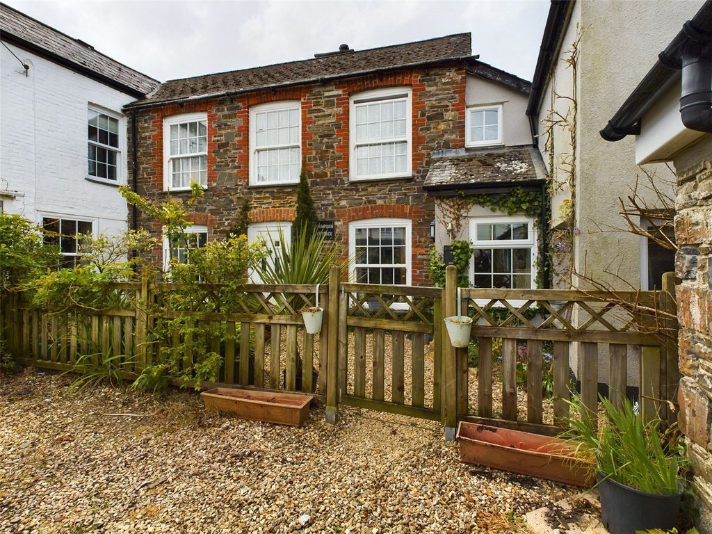 Property photo 2 of 22 Picture No. 06