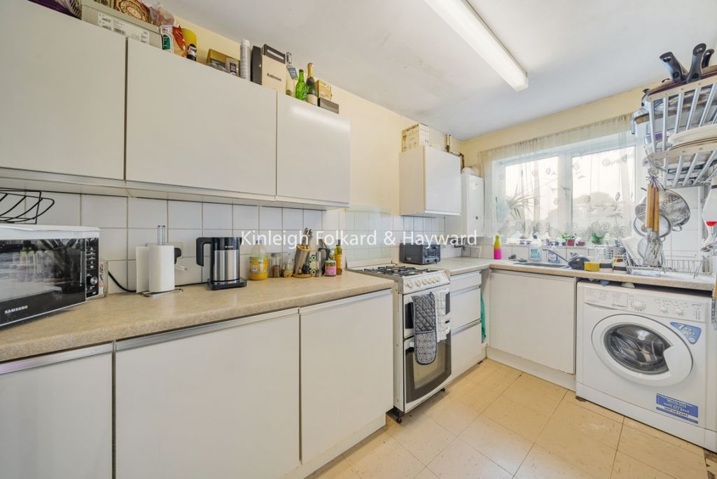 Property photo 2 of 7 35479ce0-F4F5-4595-B