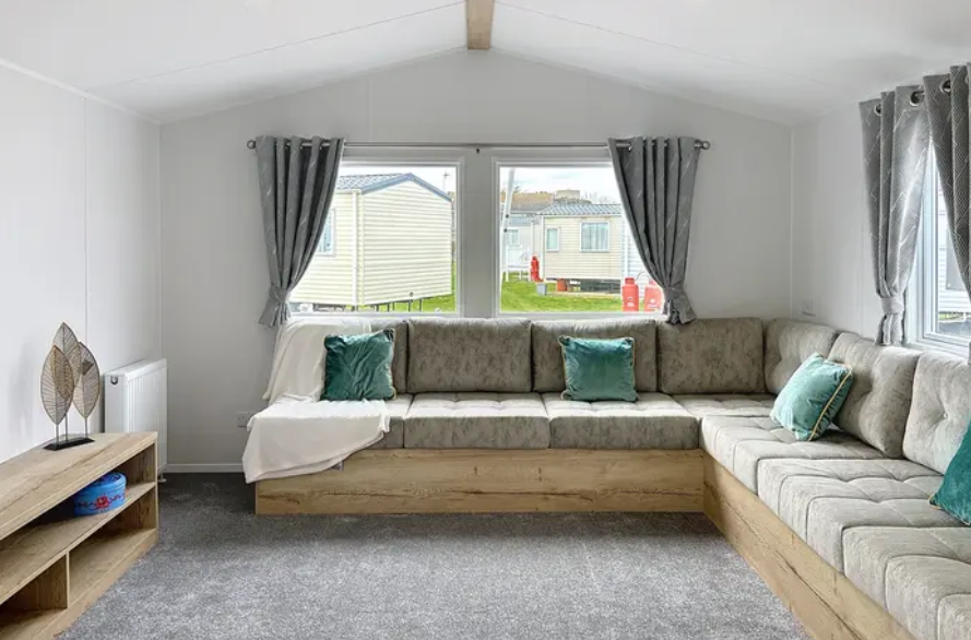 Property photo 1 of 24 6