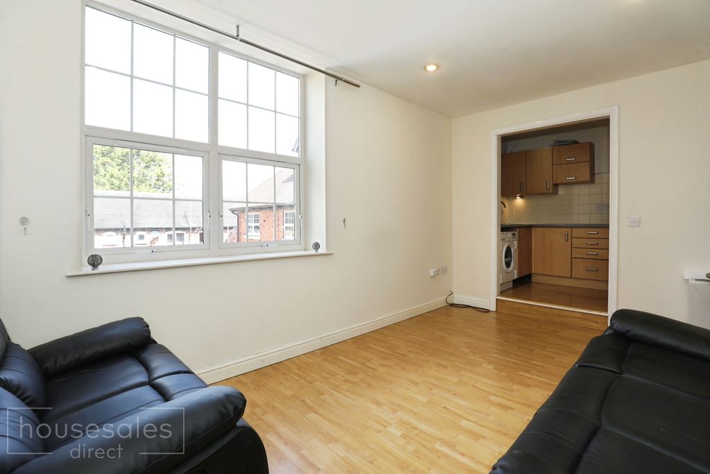 Property photo 2 of 15