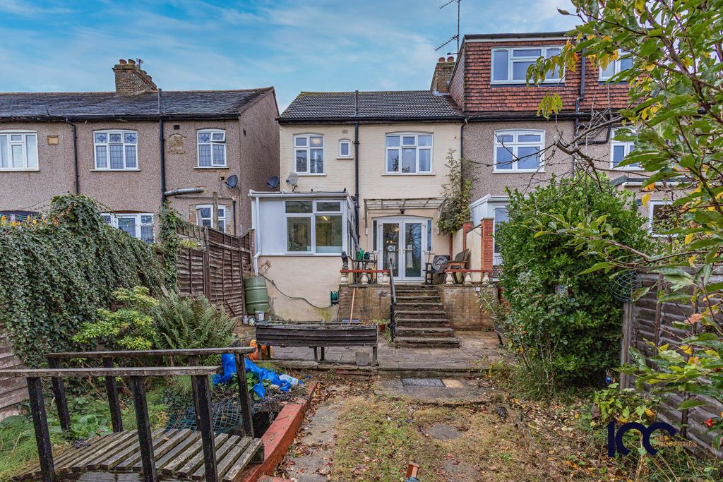 Property photo 1 of 21