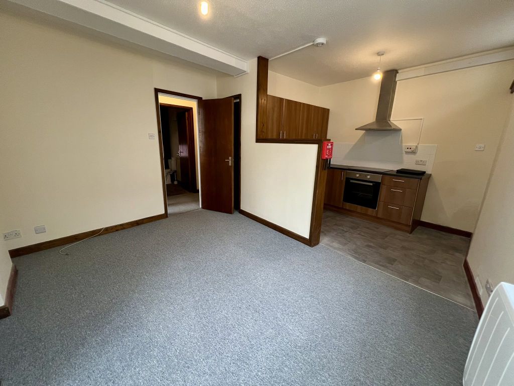 Property photo 3 of 7 Img_2573