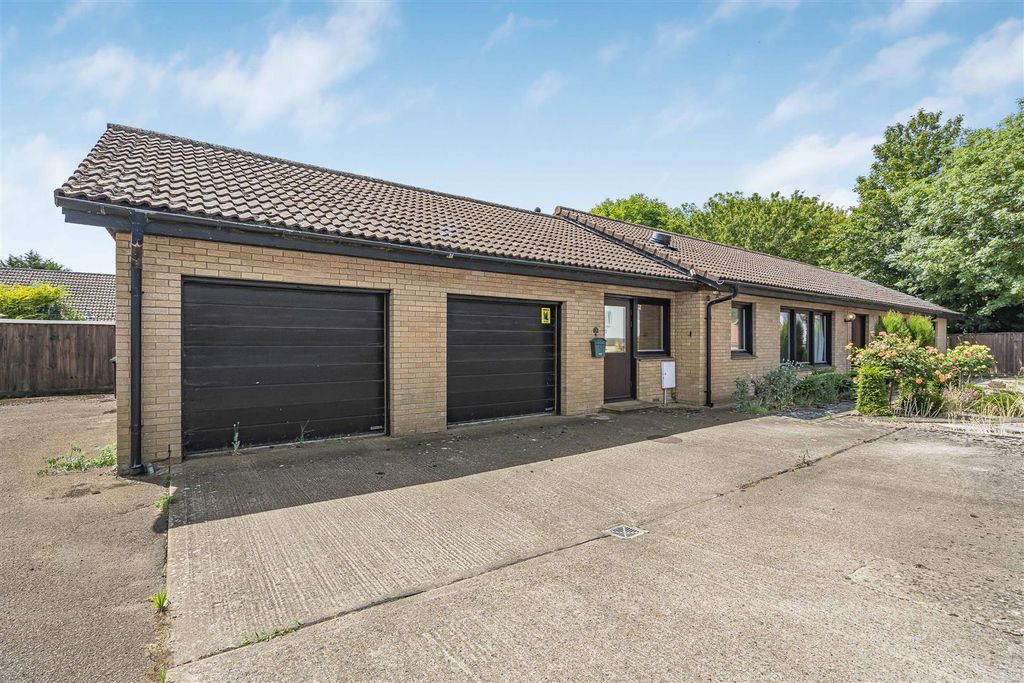 Property photo 1 of 18 17_86235.Jpg