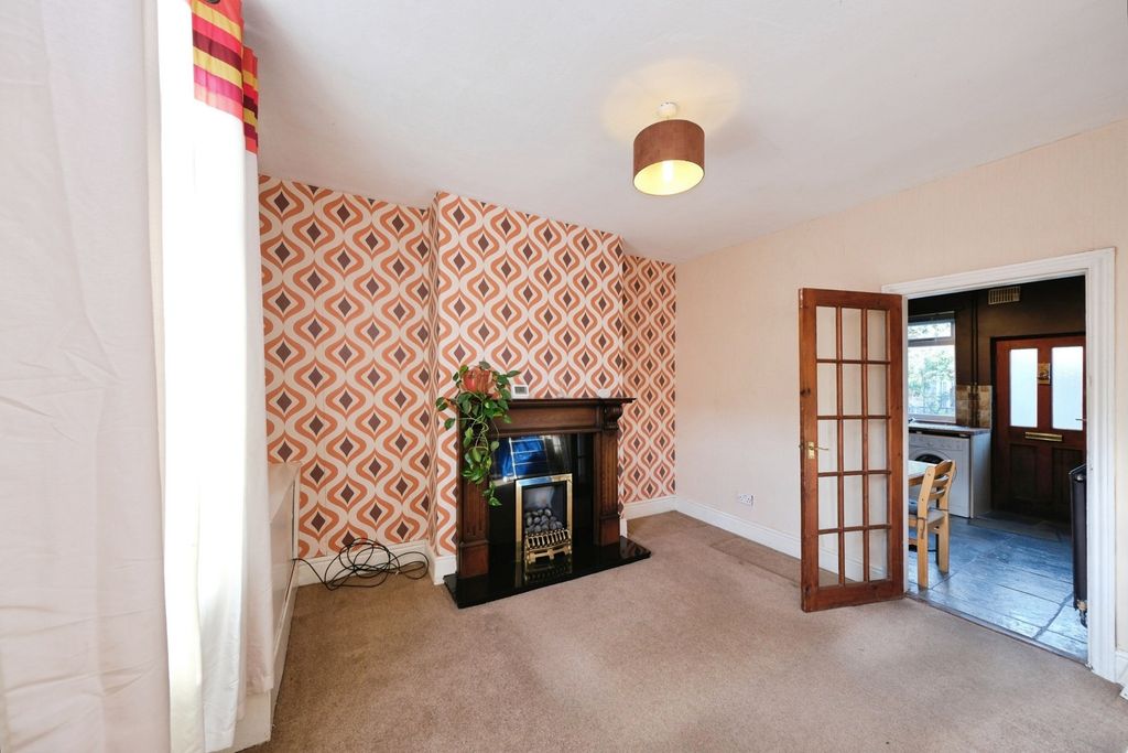 Property photo 2 of 14 Pbox-Img.Jpg