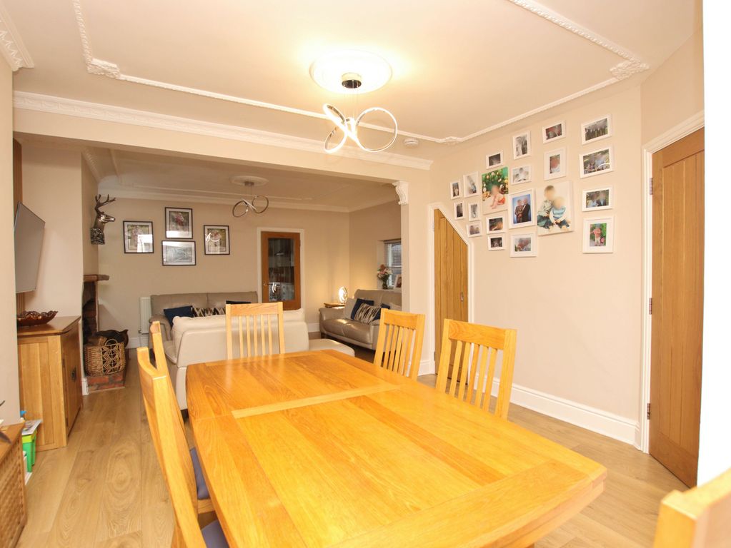 Property photo 3 of 25