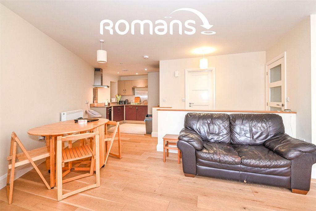 Property photo 2 of 11 Picture No. 08