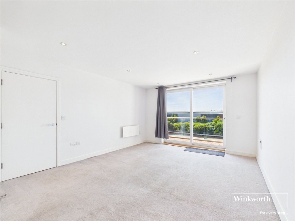 Property photo 3 of 10 Picture No. 11