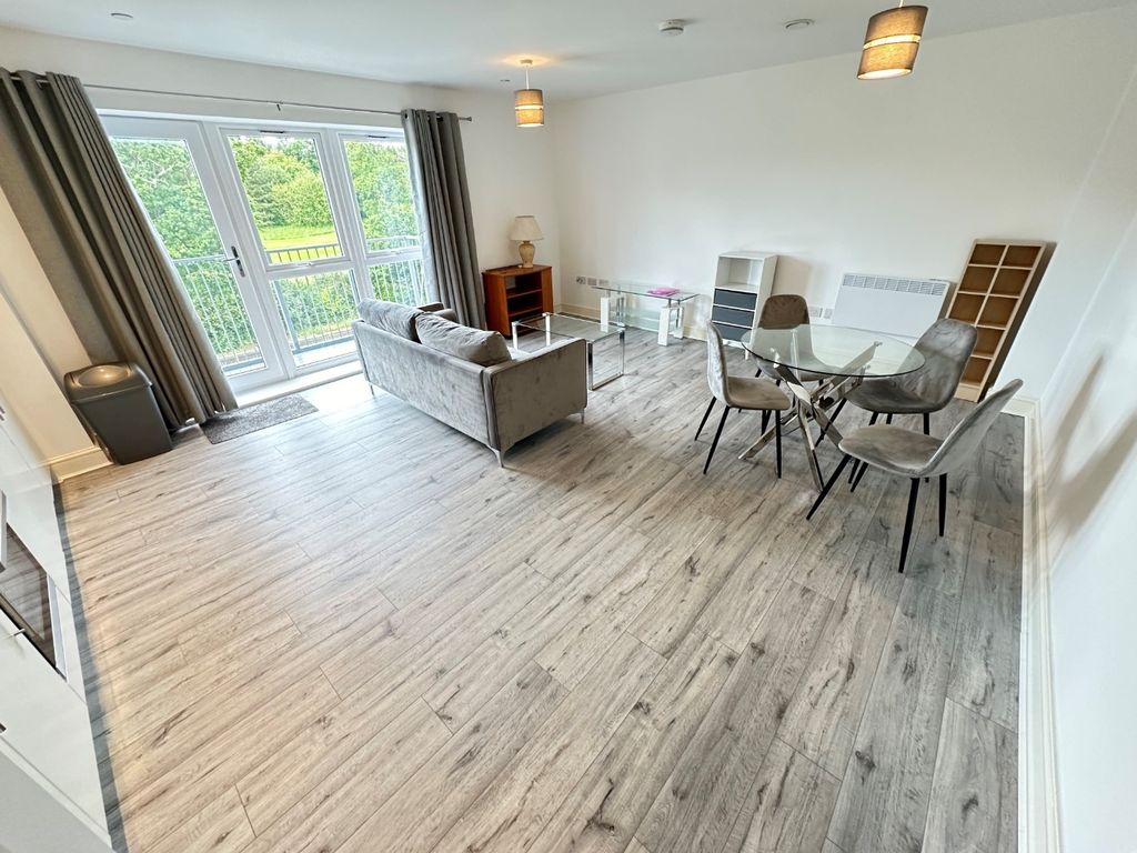 Property photo 2 of 7 5161441