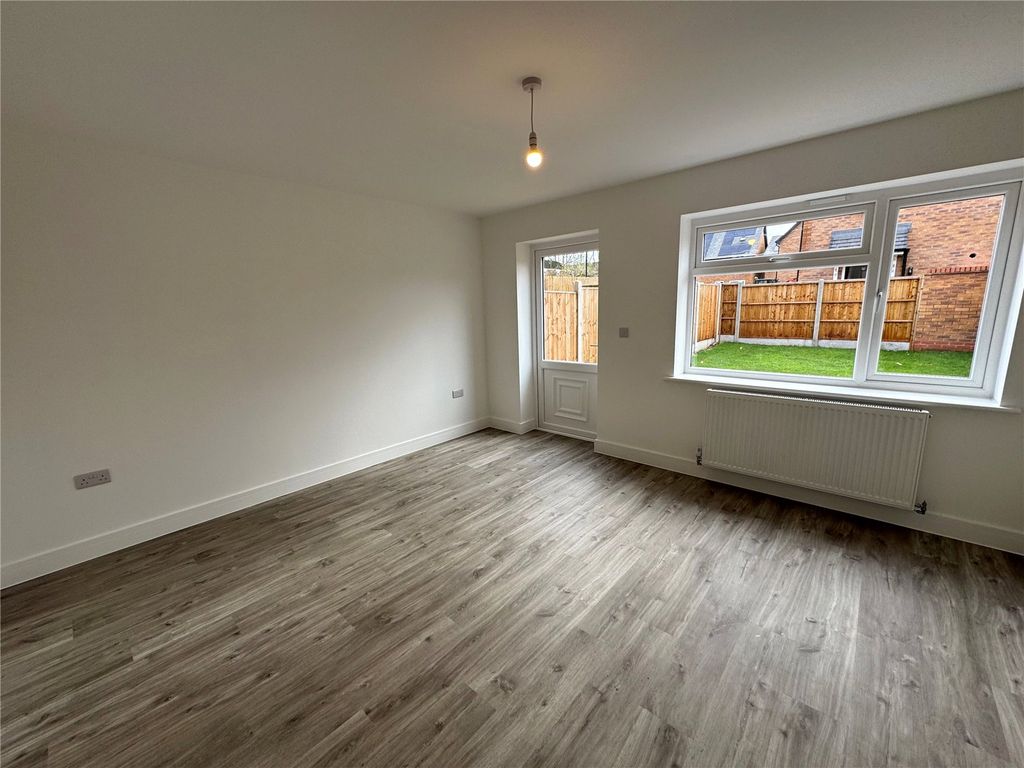 Property photo 3 of 13 Picture No. 04