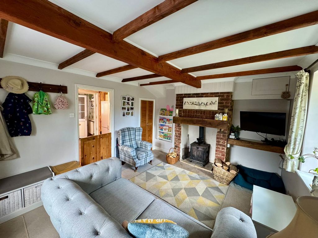 Property photo 3 of 19