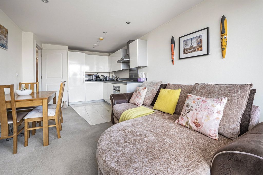 Property photo 3 of 10 Picture No. 07