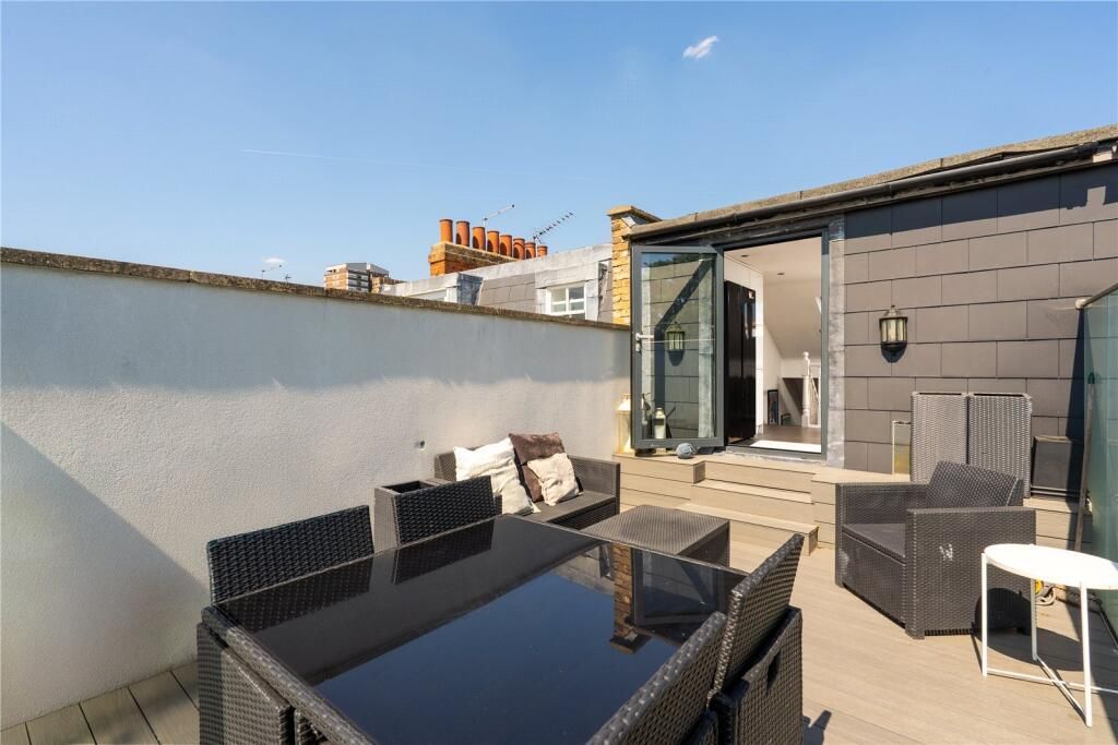 Property photo 2 of 11 226316_Pld250092_Img_08_0000.Jpeg