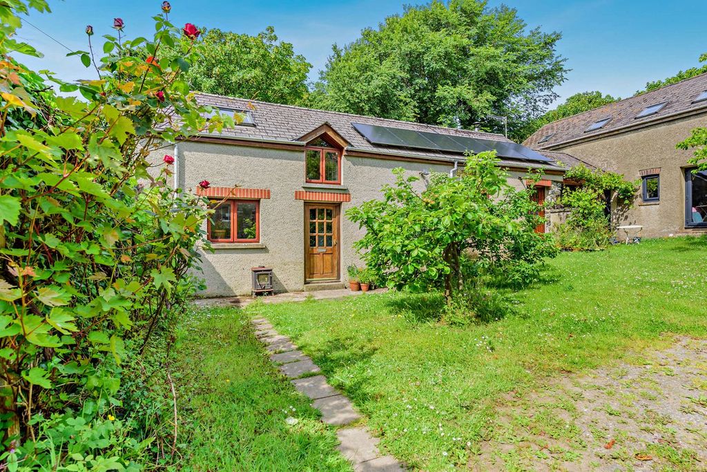 Property photo 1 of 22