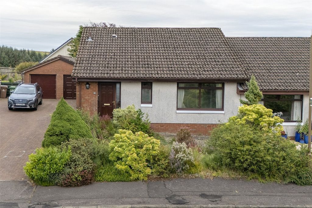 Property photo 1 of 21 Picture No. 05