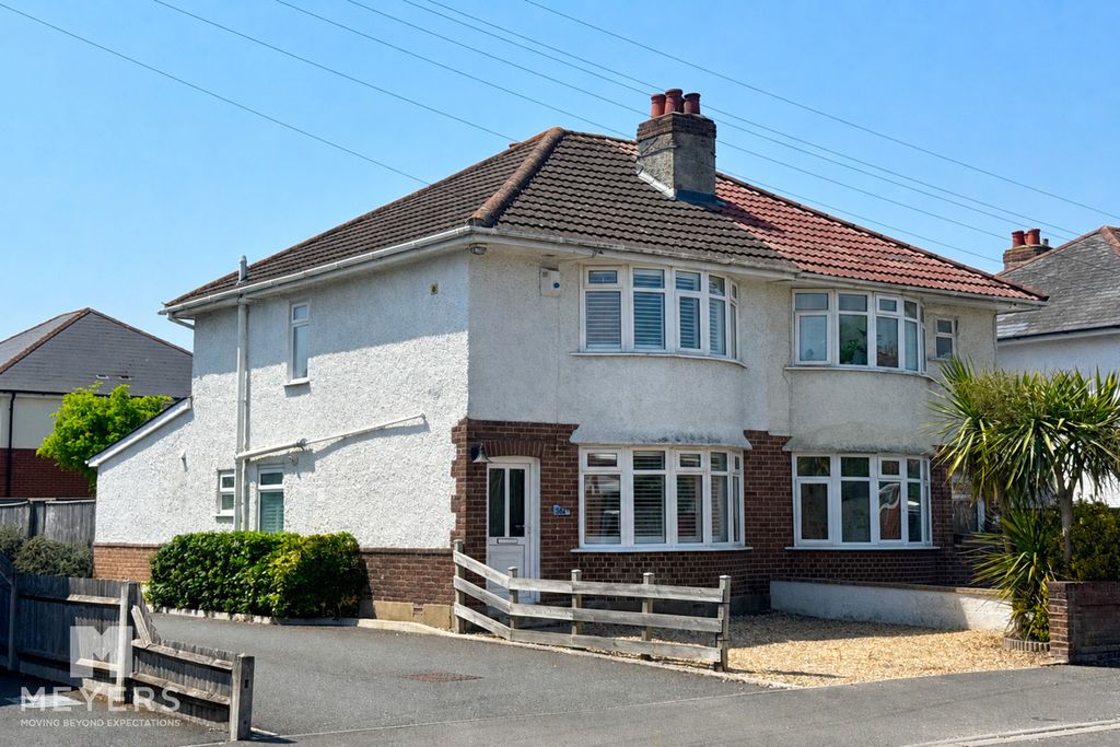 Property photo 1 of 34