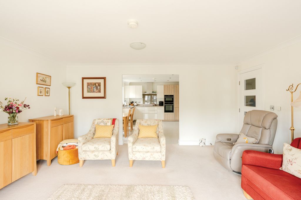 Additional image 4 of 2 bed flat for saleLyons Mews, 22 Redwood Drive, Bristol BS8