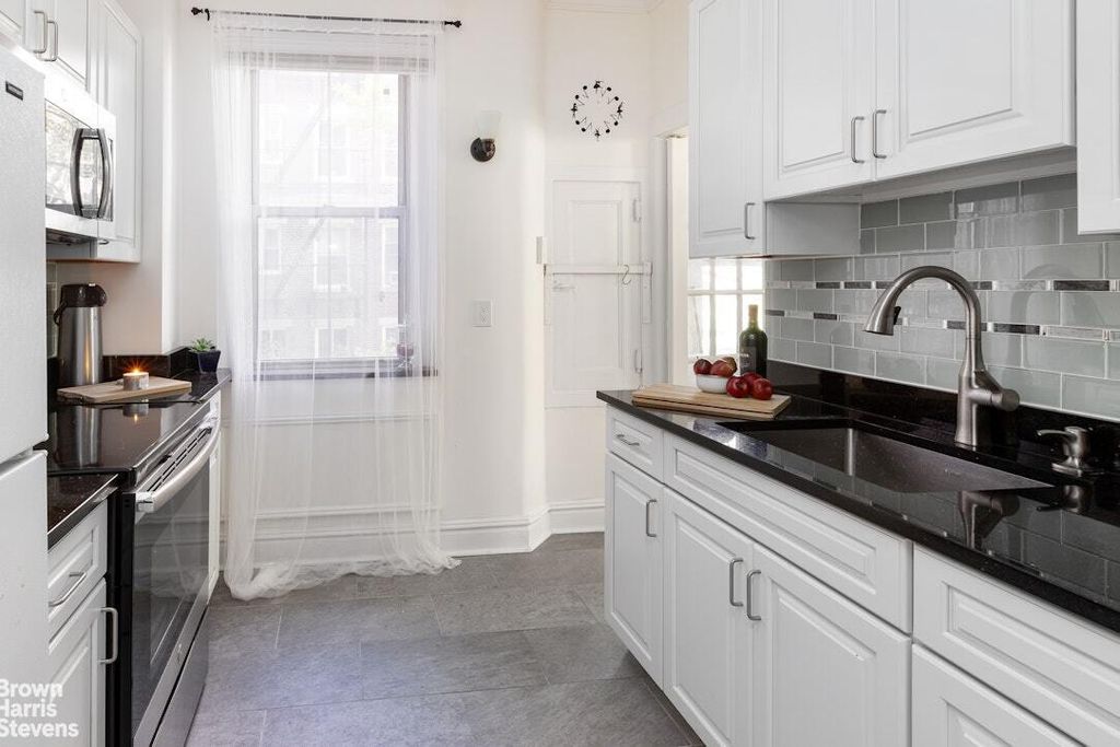 Property photo 2 of 10 <Alttext/>