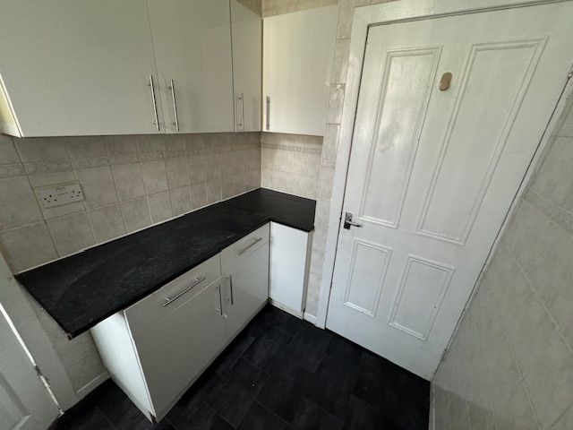 Property photo 3 of 13 Entrance Porch