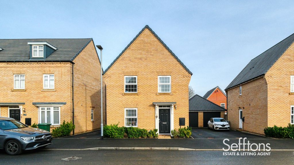 Property photo 1 of 18 Dscf0130_44