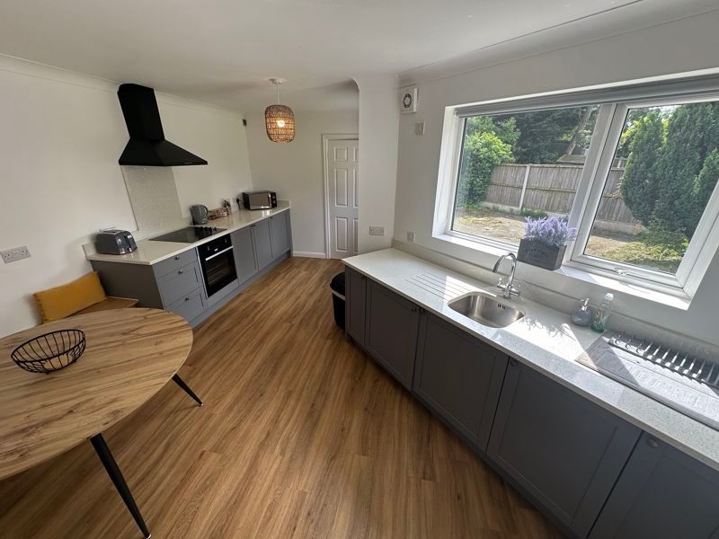 Property photo 2 of 21 Kitchen