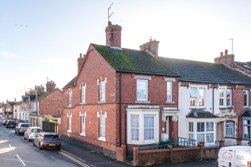 Property photo 1 of 21 77 Broadway, Kettering-2.Jpg