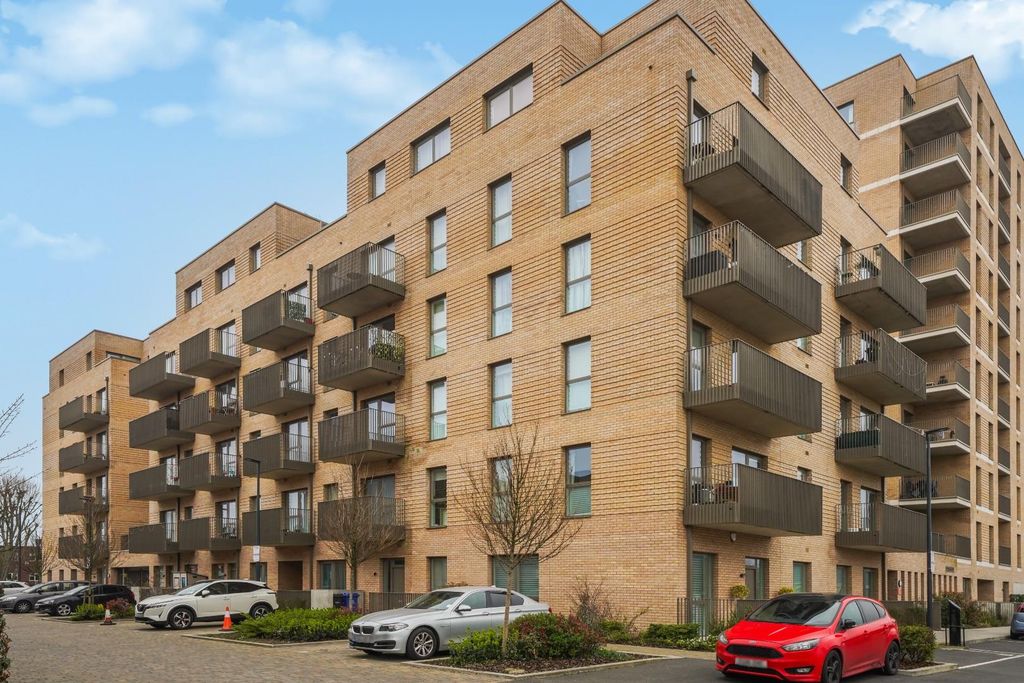 Property photo 1 of 9 Flat 32, Archer Apartments - Mjhnwr4Ucq50Rosy0Yzu.