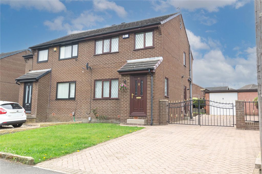 Property photo 1 of 21 External