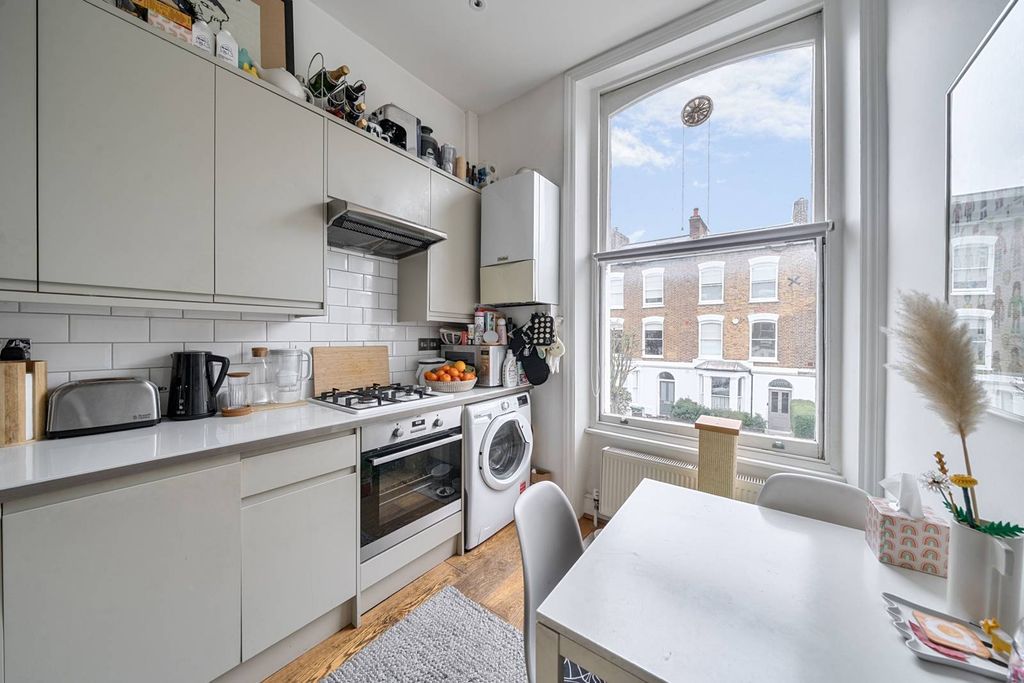 Property photo 3 of 5