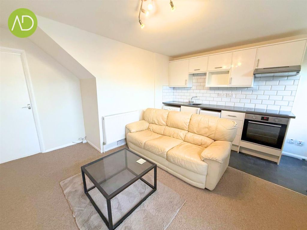 Property photo 2 of 6 6.Png