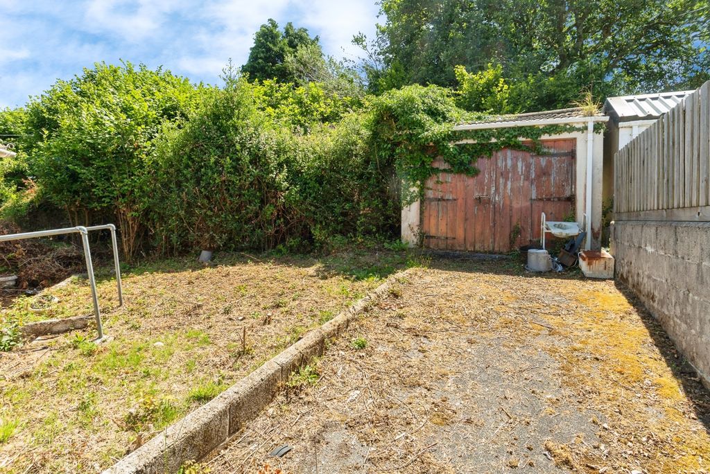 Property photo 3 of 15 Photo
