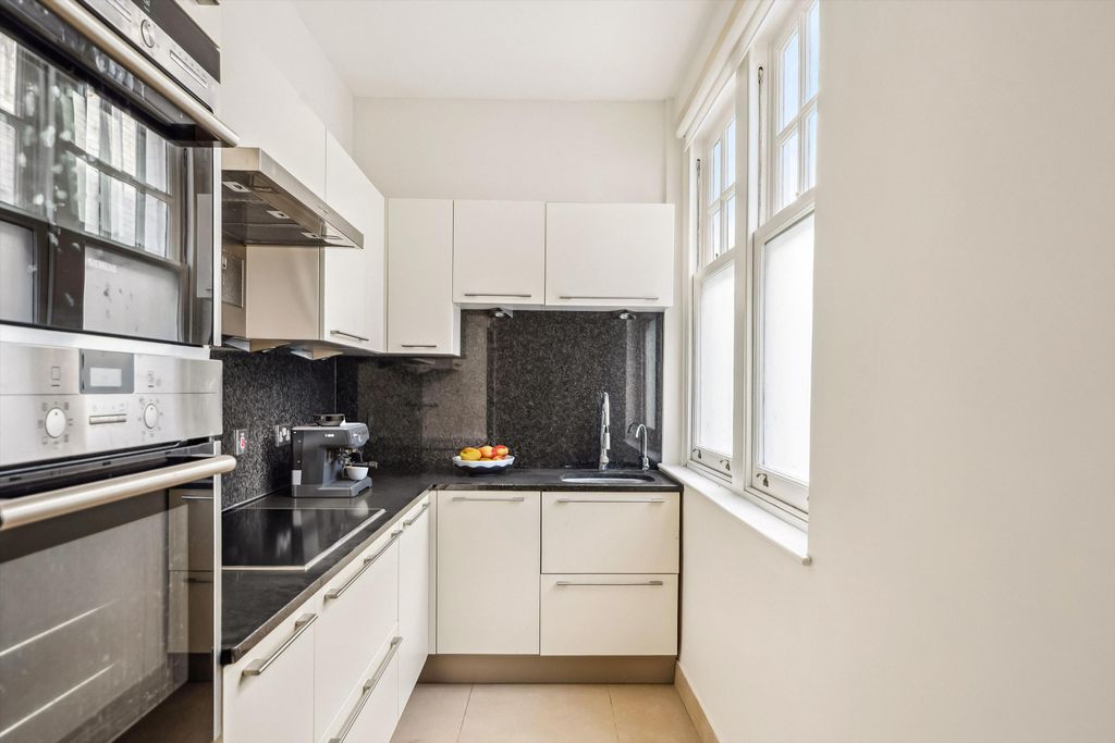 Property photo 2 of 7 Image