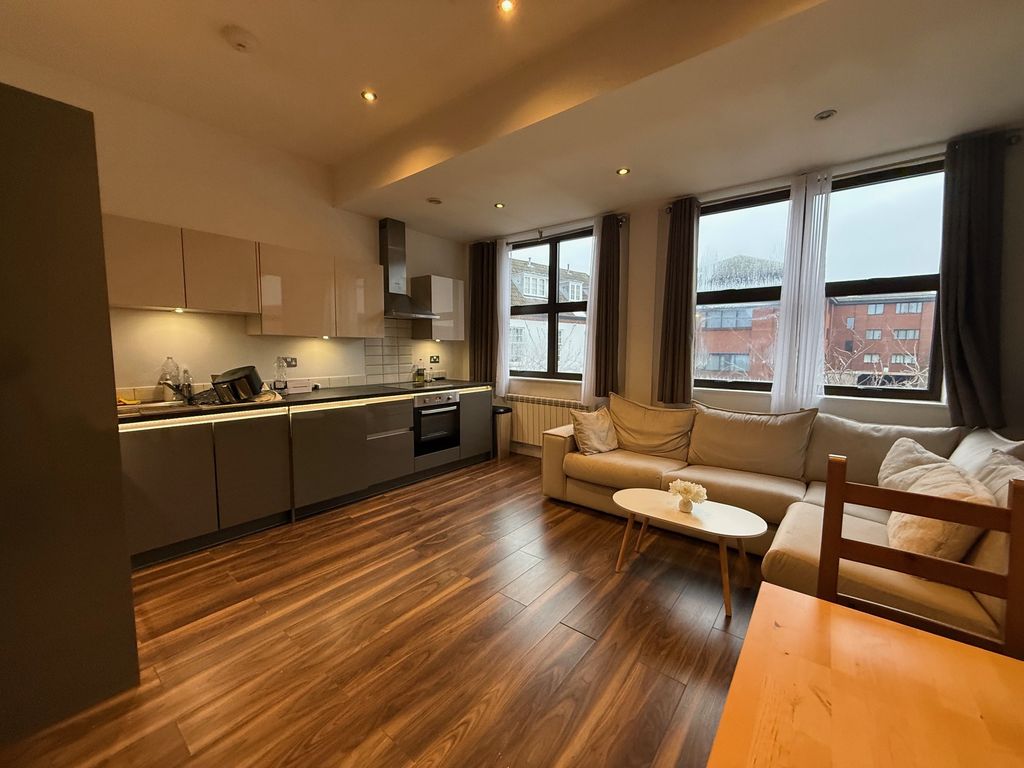 Property photo 2 of 9