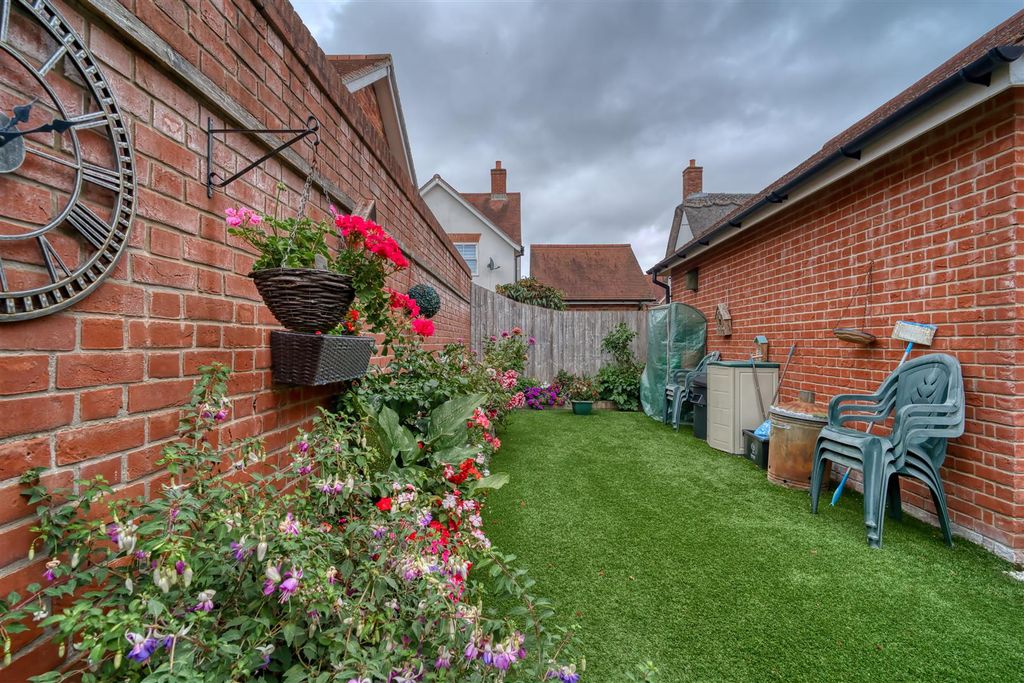 Property photo 3 of 10