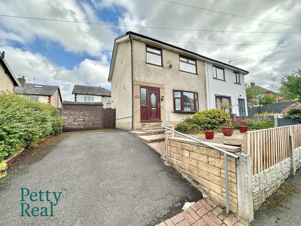 Property photo 1 of 16 1E7C2C85-3Adc-4A9D-Aa90-0Fb6A56C915E.Jpeg