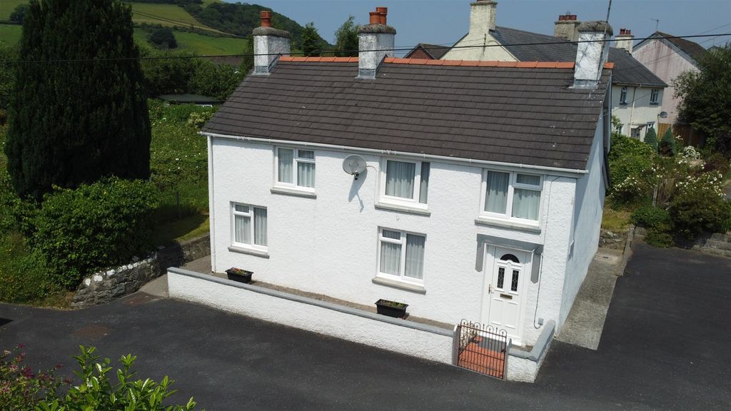 Property photo 1 of 12 Drone 1.Jpeg
